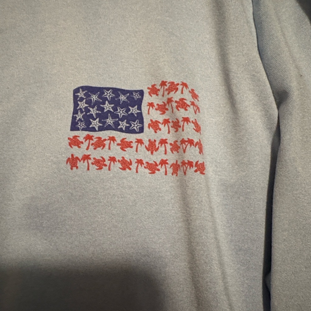silver bait medium long sleeve shirt with thumb holes. worn once